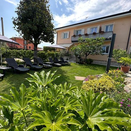 B&B La Magnolia Caprino Veronese Eksteriør bilde